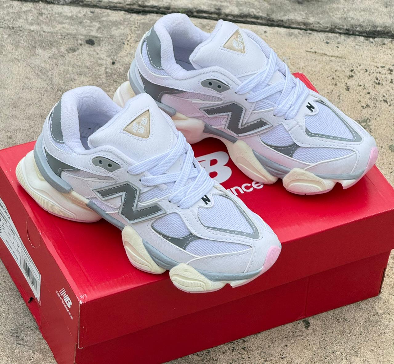 TENIS NEW BALANCE 7 9060 PARA DAMA