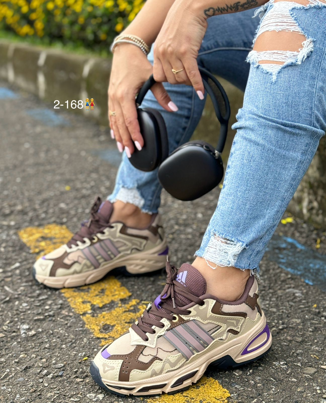ADIDAS QUANTUM BEIGE X MORADO