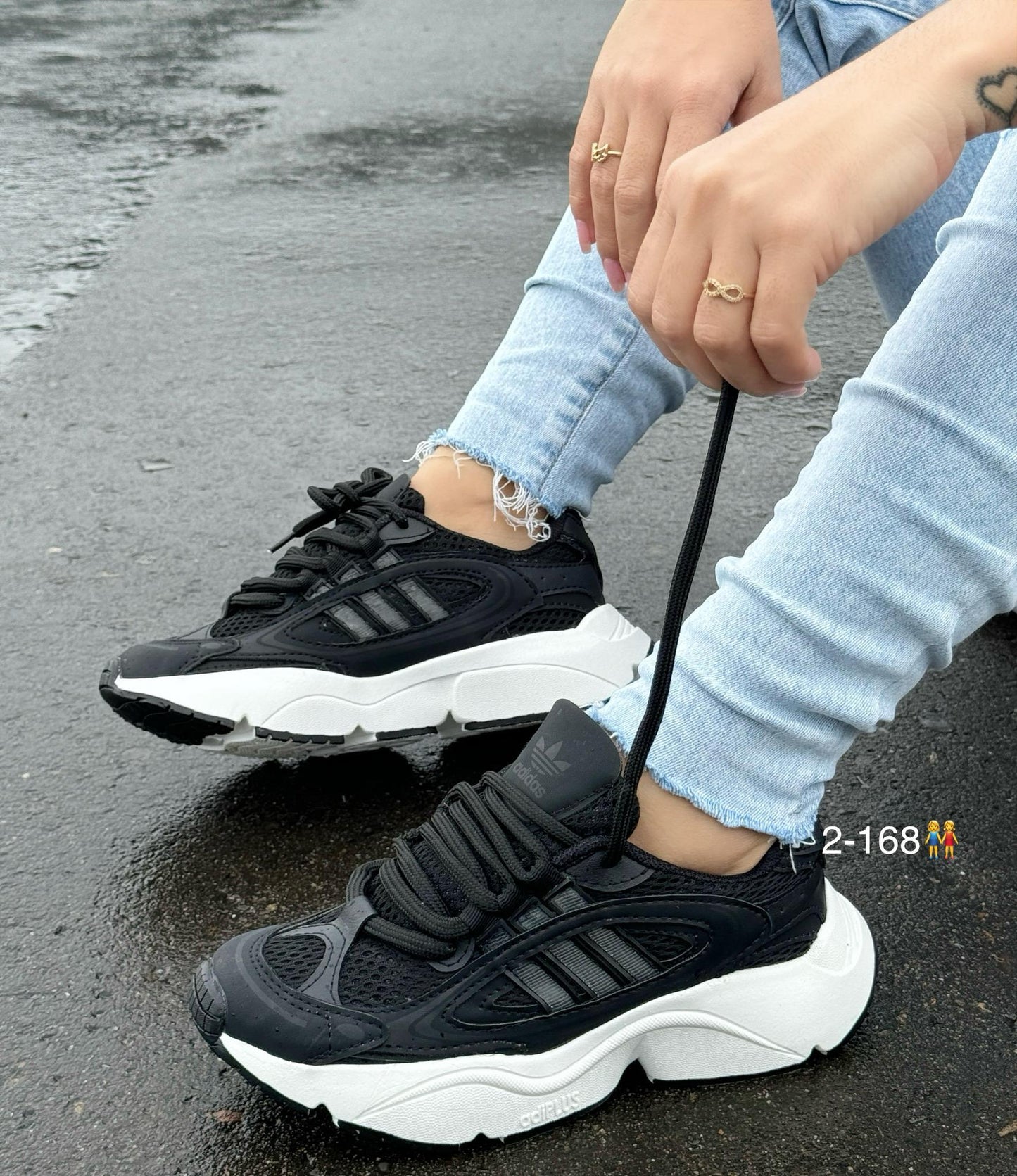 ADIDAS ADIPLUS DAMA NEGRO