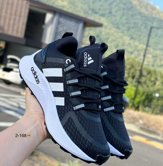 ADIDAS PEGASUS NEGRO X BLANCO