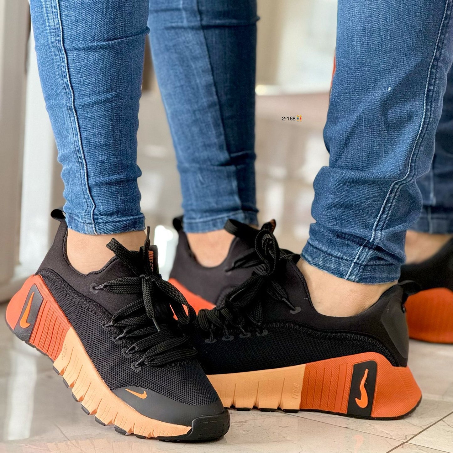 TENIS NIKE FREE UNISEX V2