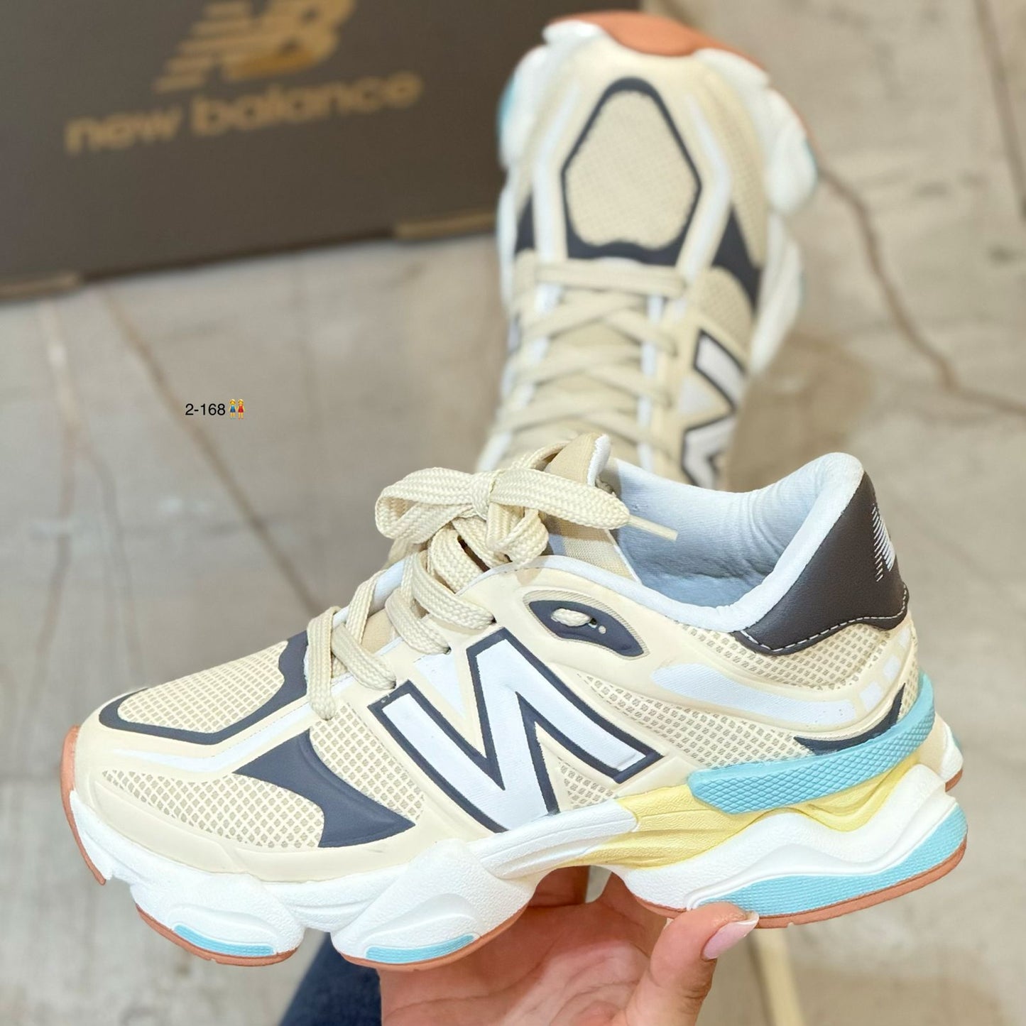 NEW BALANCE 9060 PARA DAMA