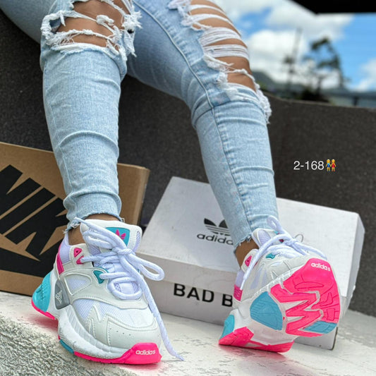 ADIDAS WWR