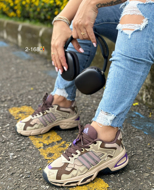 ADIDAS QUANTUM BEIGE X MORADO
